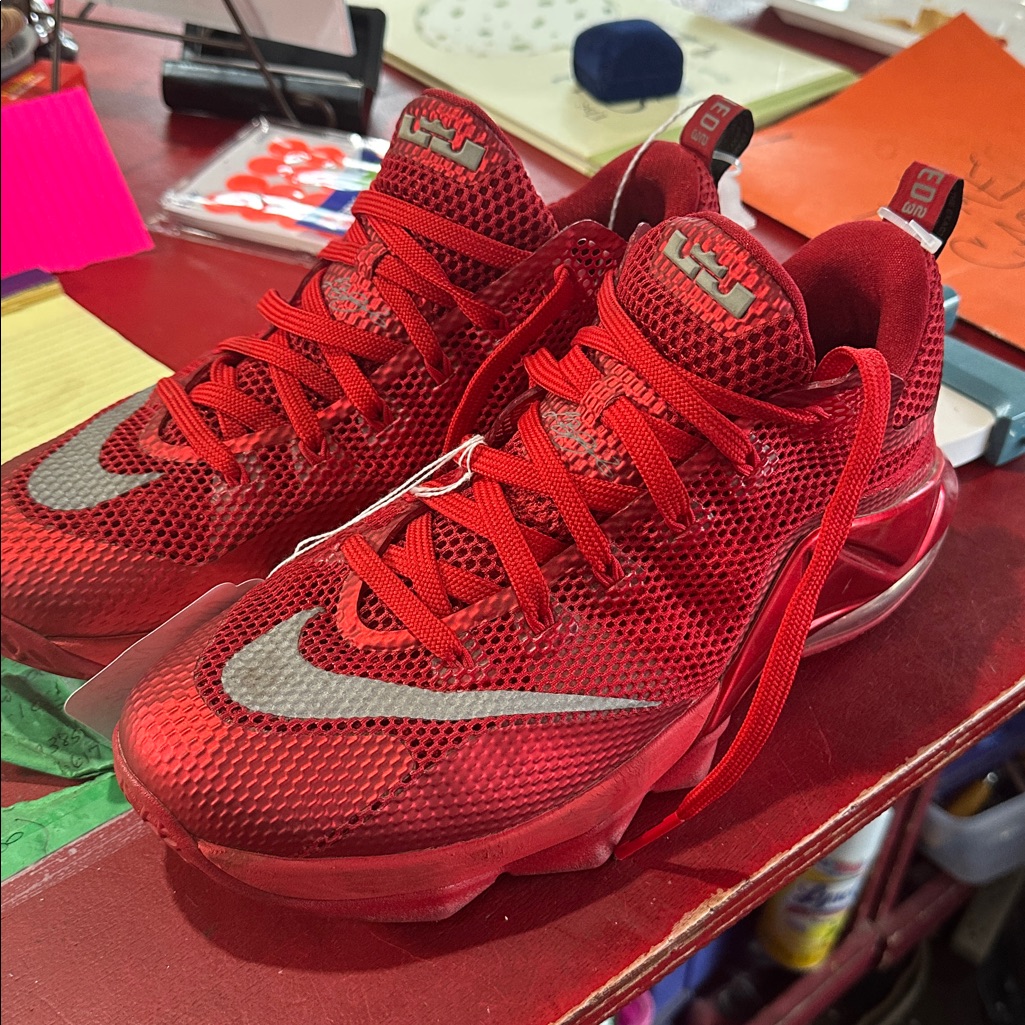 Nike Lebron Low Crimson Red